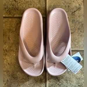 NWT CROCS mens Mellow Recovery Flip sz 12